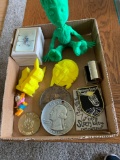 Collectible plastic figures, large play coins
