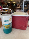 Cooler and 2 L jug