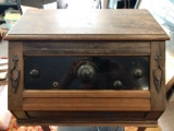 Thermiodyne model-TF5 vintage radio