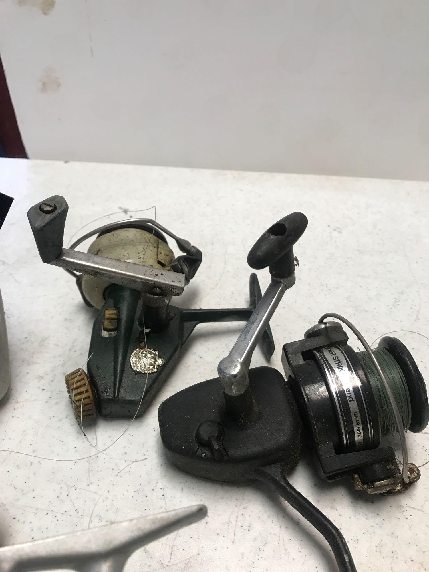 Sold at Auction: GROUP ASSORTED FISHING REELS
