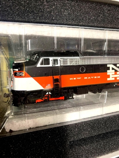 Large Online Only Train & Collectible Auction