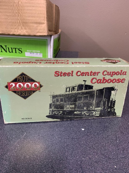 Proto 2000 Series Steel Center Cupola Caboose Ho Scale Western Maryland