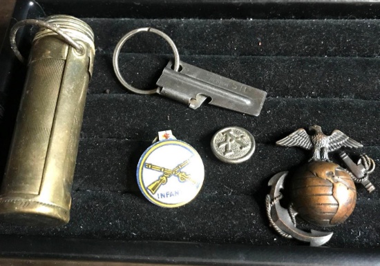 Vintage military items/ Mallin U.S. GI can opener - pins