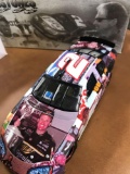 Action Rusty Wallace 2 Milestone/9X Bristol Winner 2005 Charger 1/24