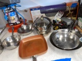 Lot of seven pots and pans