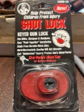 Keyed Gunlock in package