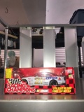 racing champions 21 Michael Waltrip citgo 1/24 scale die-cast stock car replica