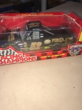 Racing Champions 52 Mike Wallace Purolator Filters 1/24 scale truck