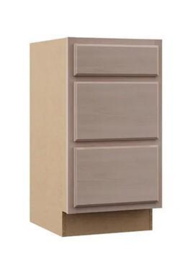 Base cabinet three drawer