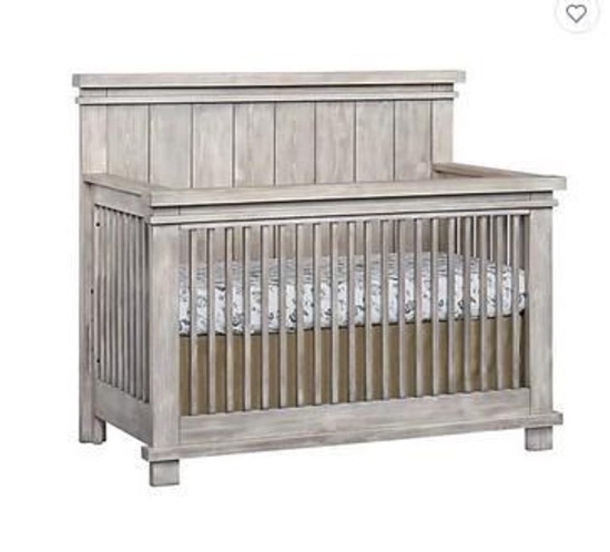 Convertible baby crib