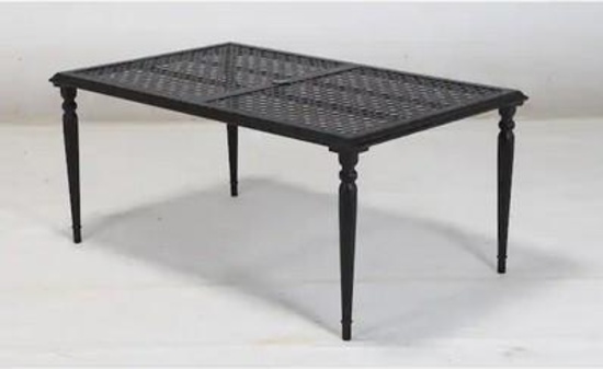 Laurel oaks dining table BRING HELP TO LOAD