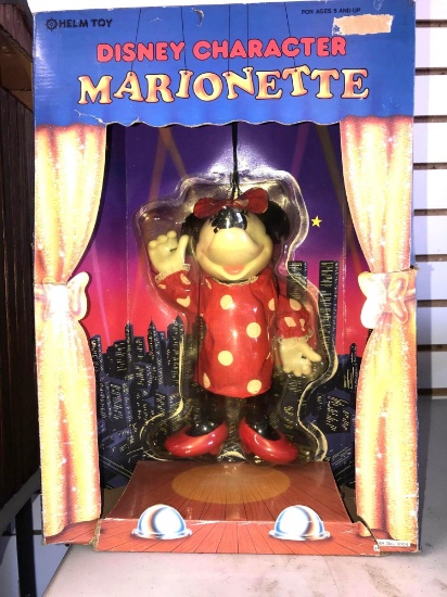 1990 Helm Toy Disney character marionette 11 in Minnie Mouse