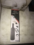 Worthy 7- piece wine set