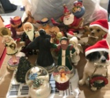 15- Christmas figurines