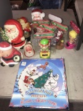 Solar Christmas figures/plate