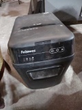 fellowes paper shredder