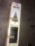 200- lights Christmas tree 6ft tall