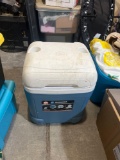 igloo cooler