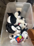 10 Snoopy plush toys