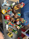 18. Large figures for a nativity scene.