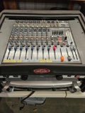 HENYH H 1222 mixer and behringer amp