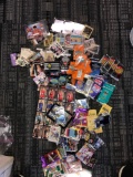 100 plus assorted sport cards