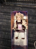 Collectible memories Porcelain doll Amy 15 in