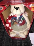 Snow globe pals lights up & plays holiday songs
