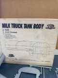 milk truck tank body model kit