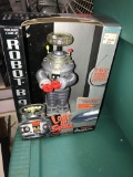 1997 Lost in space the classic series Robot B9