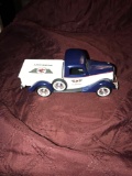 SpecCast 1939 Ford Budweiser truck die cast bank