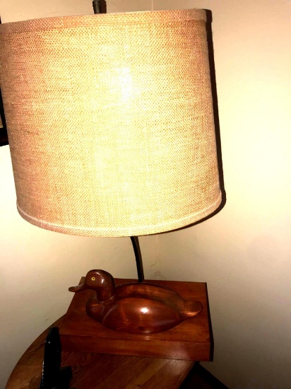 Wooden duck lamp