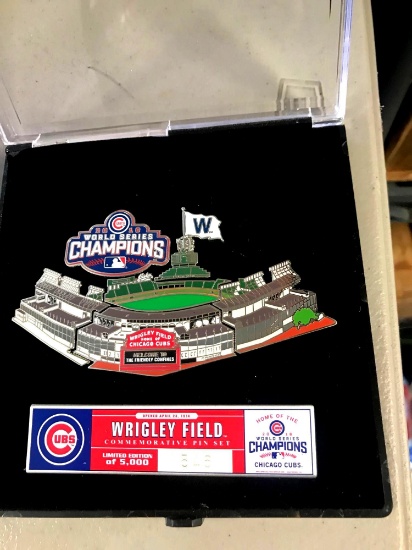 Limited Edition Chicago Cubs Wrigley Field Commemorative Lapel Pin (1 Of 1000) 6 thumbnail image