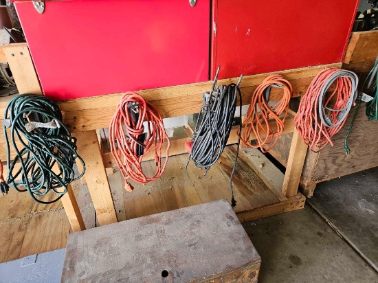 6 Extension cords