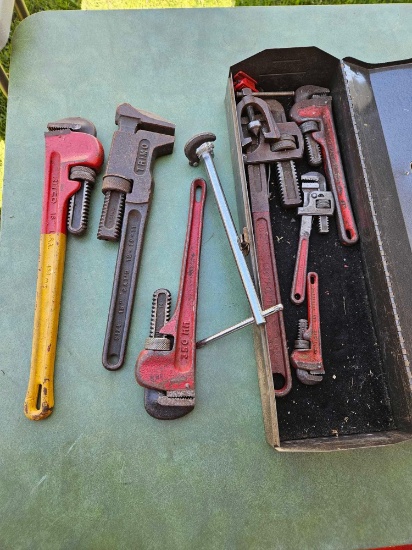 Pipe wrench lot