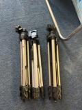 3 tripods