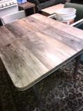 Table/1- Chair