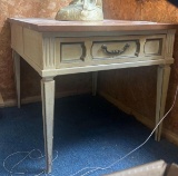 End table