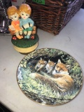 Musical figures/collector plate