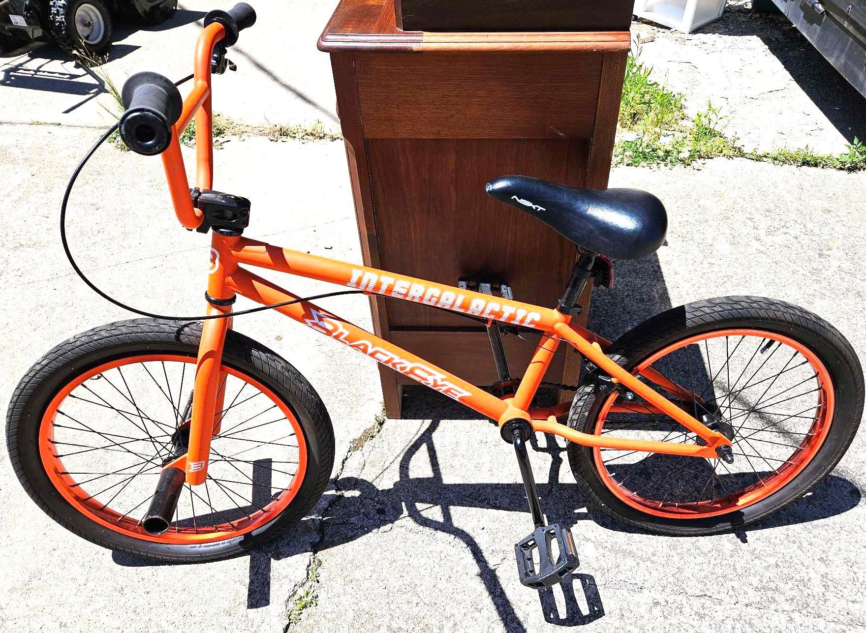 Black eye bmx borne bike