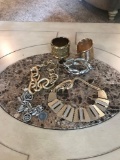 2- necklaces & 4 bracelets