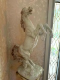 28 in ceramic horse