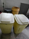 5 trash containers g2