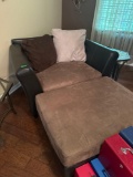 chair and ottoman apartment
