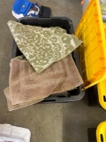 tote of bathroom rugs FG