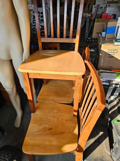 4 dining chairs