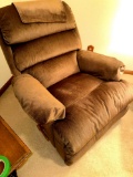 Lazy boy brown upholstered recliner chair Nice Pet Free House PICKUP IN MAUMEE