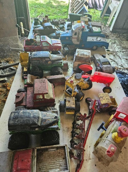 Old toy car and truck lot
