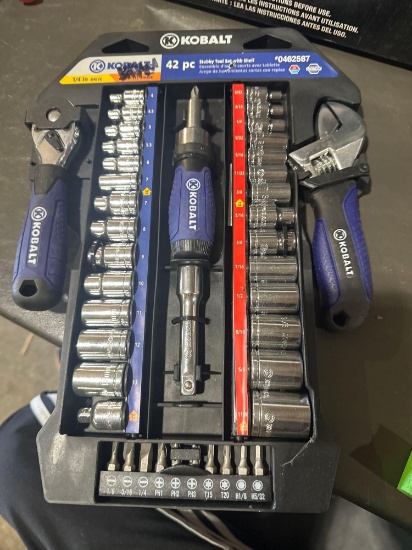 Kobalt 42 pc stubby tool set with shelf new
