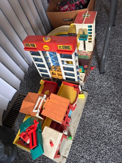2- Vintage fisher price toys